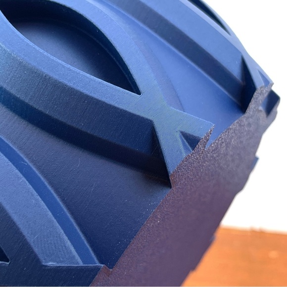 Modern Minimalist Flower Vase, The Linse Short Vase - Picture 6 of 7